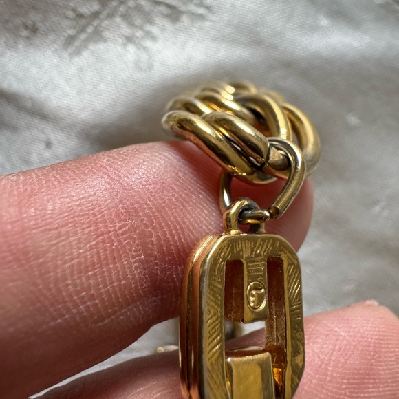 Givenchy Gold Chain Bracelet - Picture 9 of 9